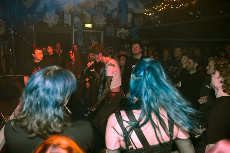 MACËY performing live at Jive in Adelaide